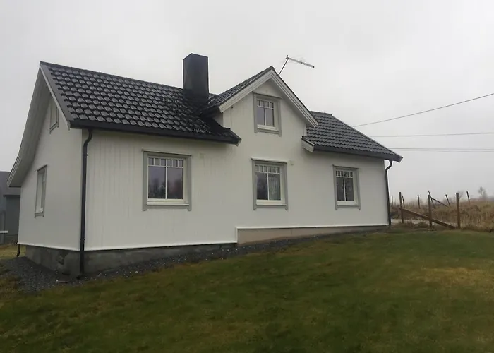 Сasa de vacaciones Myrlund Gard Tarstad